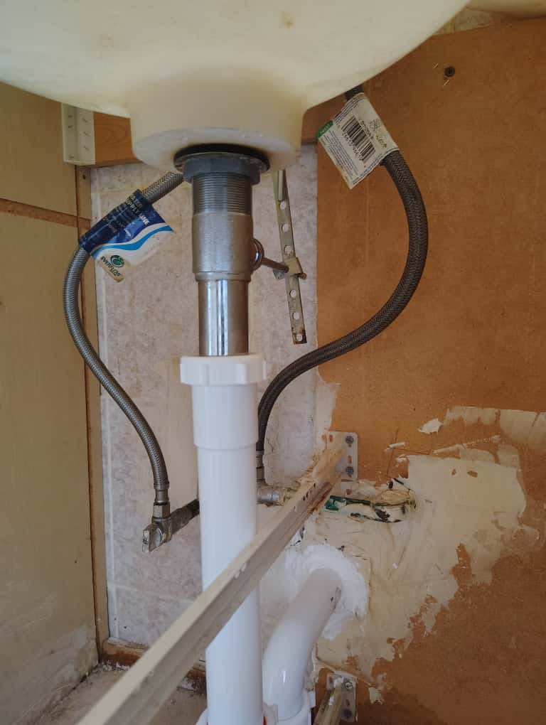 Kitchen Sink Replacement and Connection - 7