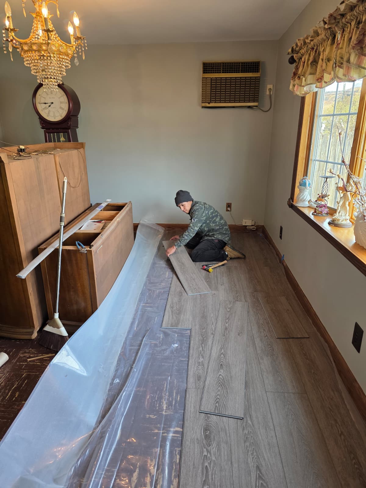 Complete Vinyl Flooring Installation - 11