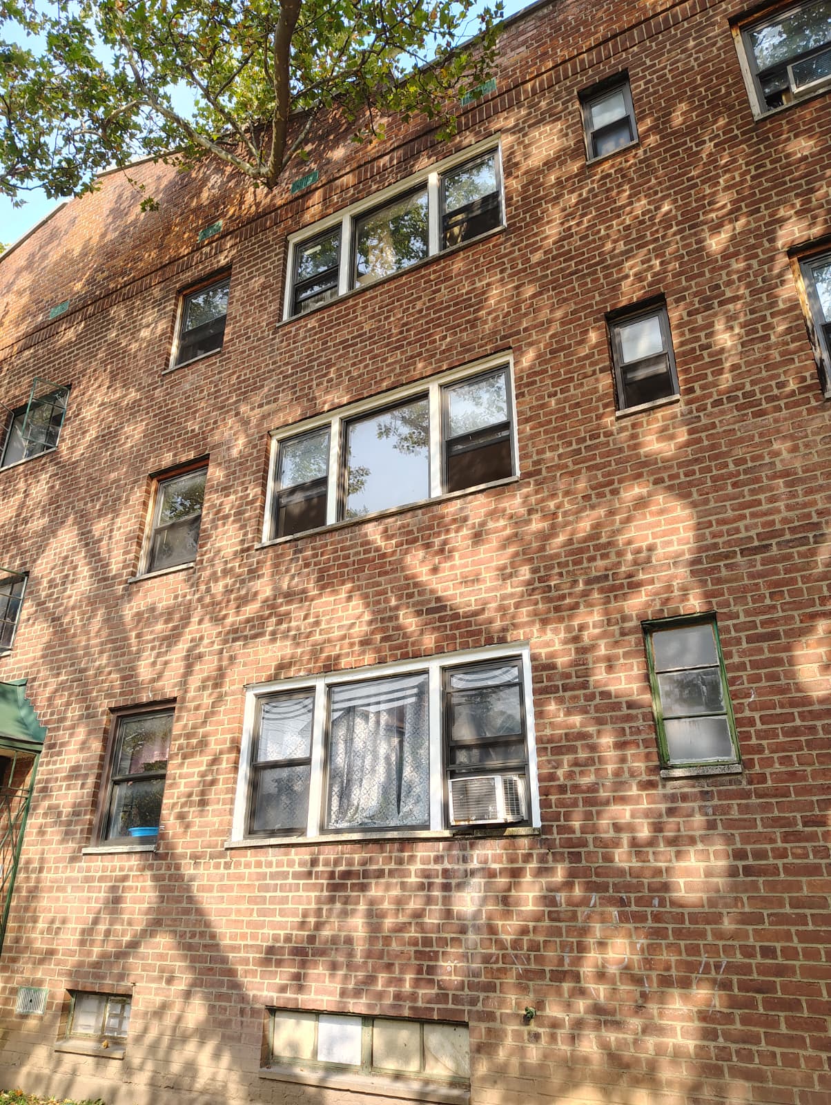 Exterior Window Frame Painting - 10