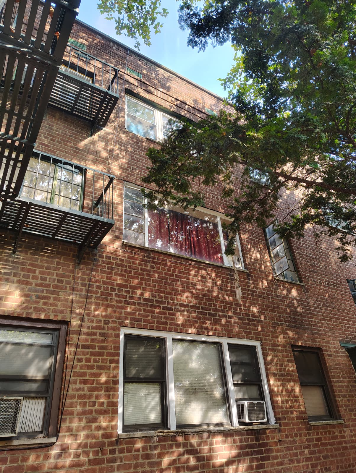 Exterior Window Frame Painting - 3