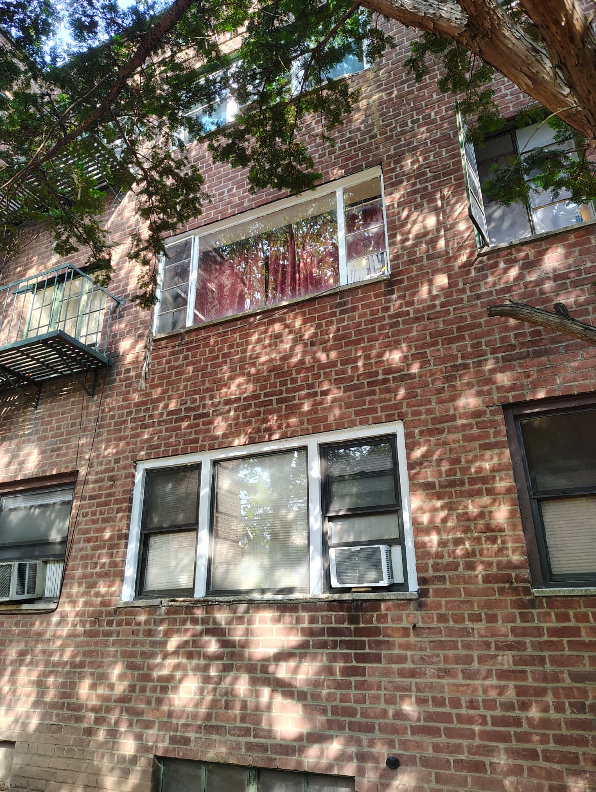 Exterior Window Frame Painting - 4